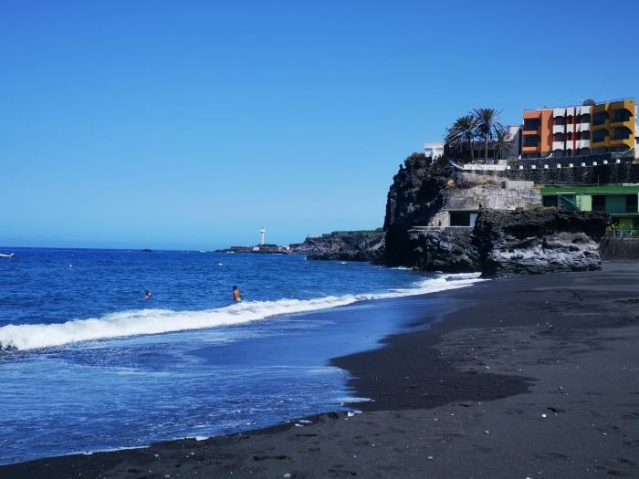 image CHL Armonia, side see view in Puerto Naos 27