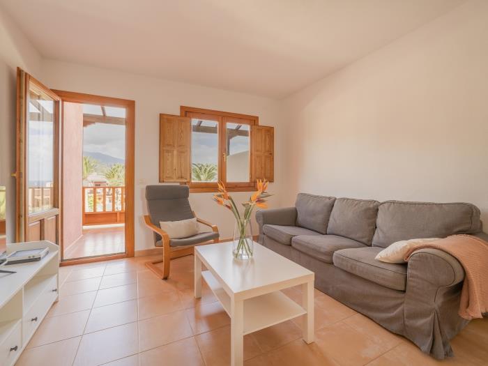 image CHL La Mareta: cozy apartment with pool 2
