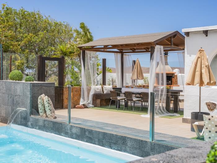CHL Villa Abraham, Villa Privada con Piscina